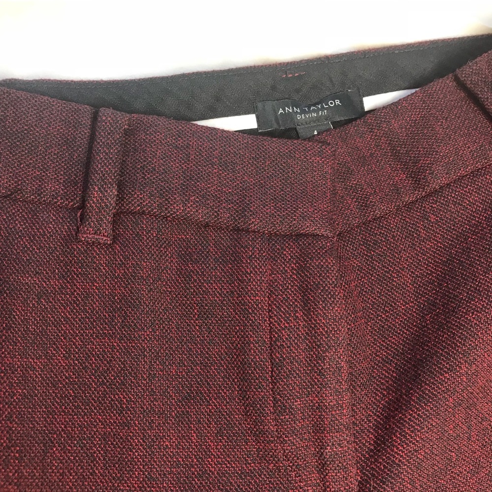 Black/red Devin fit petite Ann Taylor size 4